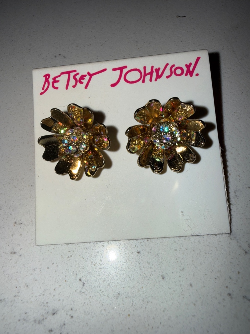 🌻Betsey Johnson Gold Floral Rhinestone post  Earrings🌻